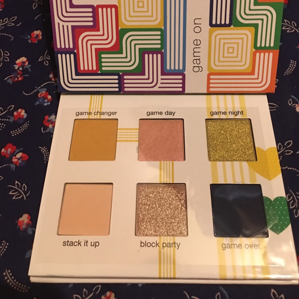 Ipsy Tetris eyeshadow palette NIB
